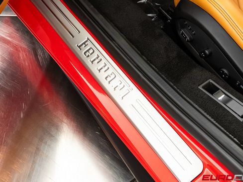 Used 2019 Ferrari 488 GTB RWD image 46