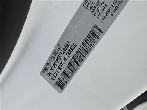 New 2026 Chrysler Pacifica Pinnacle image 18