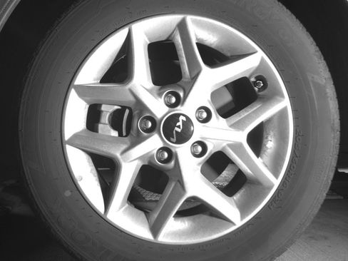 Used 2025 Kia Soul LX w/ LX Technology Package FWD image 12