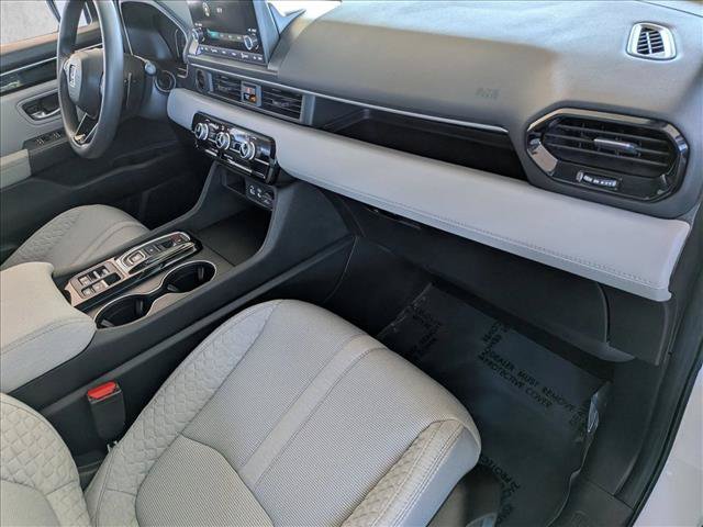 Used 2023 Honda Pilot LX image 20