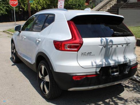 Used 2020 Volvo XC40 T5 Momentum w/ Protection Package image 8