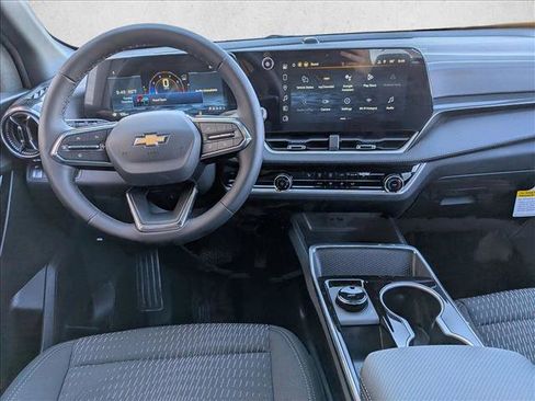 New 2026 Chevrolet Equinox LT w/ Safety and Technology Package image 14