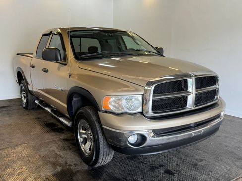 Used 2004 Dodge Ram 1500 Truck SLT w/ Trailer Tow Group AWD/4WD image 3