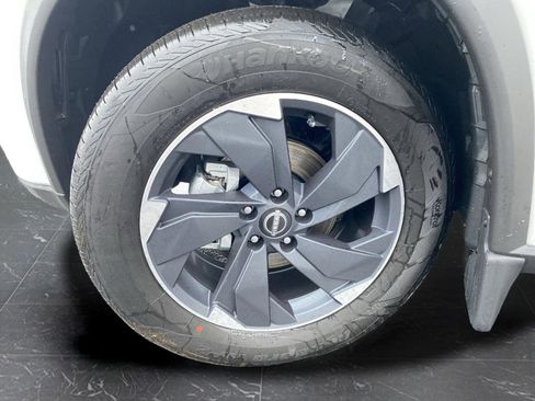 New 2026 Nissan Rogue SV image 31