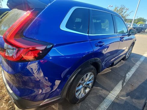 Used 2023 Honda CR-V EX-L image 3