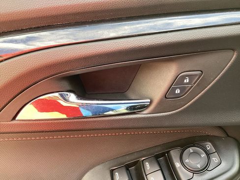 Used 2023 Chevrolet TrailBlazer RS image 41