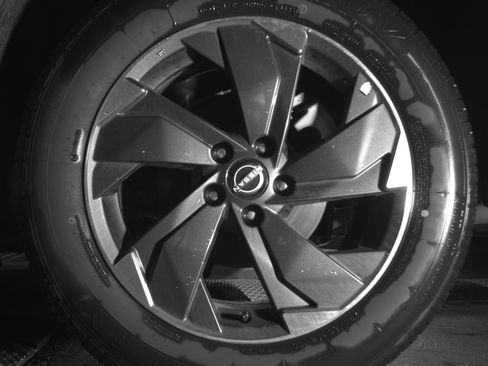 Used 2025 Nissan Rogue SV AWD/4WD image 14