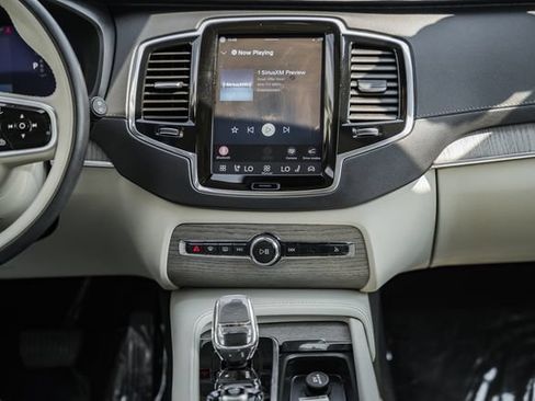 Certified 2023 Volvo XC90 T8 Ultimate w/ Lounge Package AWD/4WD image 21