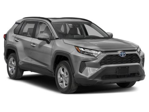 Used 2022 Toyota RAV4 XLE w/ Convenience Package AWD/4WD image 6