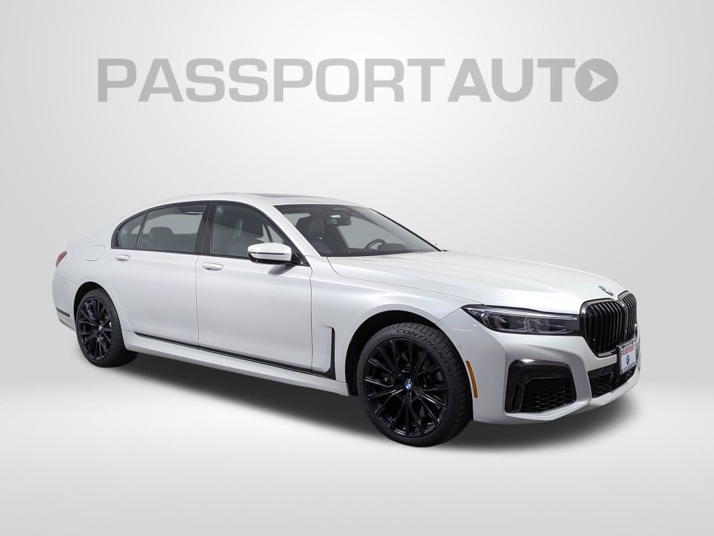 Used 2021 BMW 750i xDrive w/ M Sport Package AWD/4WD image 9