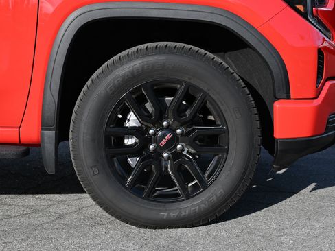 Used 2024 GMC Sierra 1500 Pro w/ Graphite Edition image 12