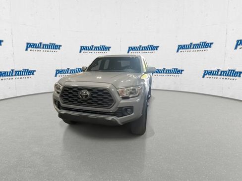 Used 2021 Toyota Tacoma TRD Off-Road w/ Blackout Package (TMS) AWD/4WD image 4
