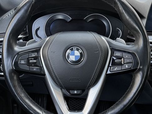 Used 2018 BMW 540i xDrive AWD/4WD image 18
