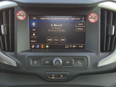 Used 2024 GMC Terrain SLE image 22