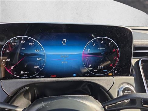 Used 2025 Mercedes-Benz E 350 Sedan image 9