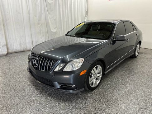 Used 2013 Mercedes-Benz E 350 BlueTEC Sedan image 3