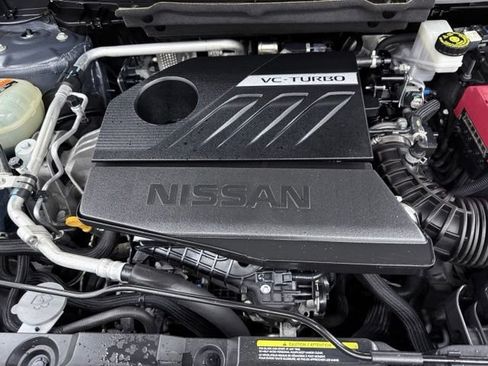 Used 2023 Nissan Rogue SV AWD/4WD image 13