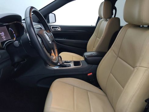 Used 2017 Jeep Grand Cherokee Laredo w/ Quick Order Package 2BE RWD image 17