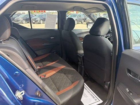 Used 2020 Nissan Kicks SR FWD image 18