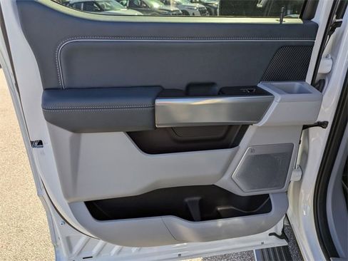 Used 2023 Ford F150 Limited image 37