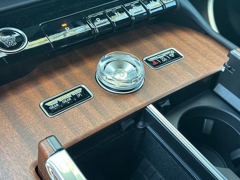 New 2026 Lincoln Navigator L Black Label image 33