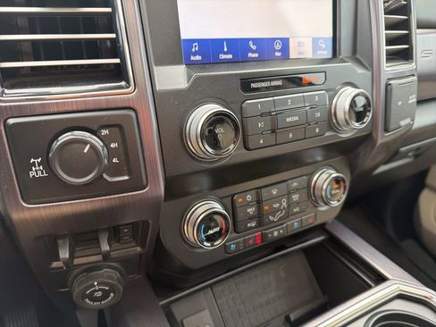 Used 2020 Ford F250 Limited w/ FX4 Off-Road Package image 32