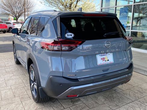 Certified 2023 Nissan Rogue SL w/ SL Premium Package image 5