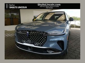 Certified 2025 Lincoln Nautilus Premier AWD/4WD video 1