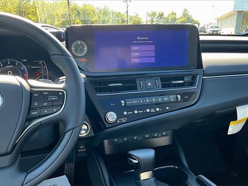 New 2025 Lexus ES 350 Ultra Luxury image 7