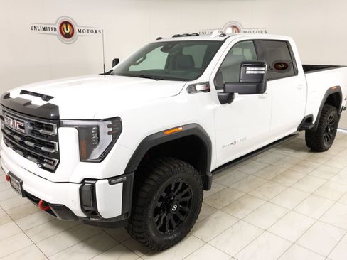 Used 2024 GMC Sierra 2500 AT4 w/ AT4 Premium Plus Package AWD/4WD image 35