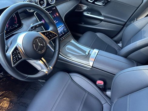 Used 2023 Mercedes-Benz C 300 Sedan image 4