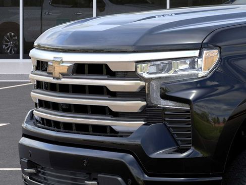 New 2026 Chevrolet Silverado 1500 High Country w/ High Country Premium Package AWD/4WD image 13
