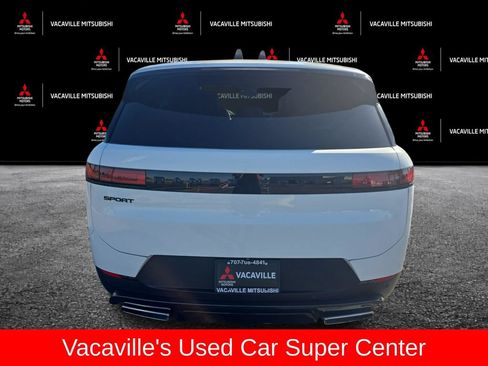 Used 2025 Land Rover Range Rover Sport SE AWD/4WD image 5