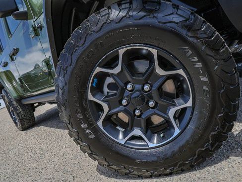 Used 2023 Jeep Wrangler Unlimited Rubicon 4xe w/ Steel Bumper Group AWD/4WD image 2