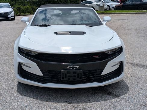 Used 2019 Chevrolet Camaro SS RWD image 2