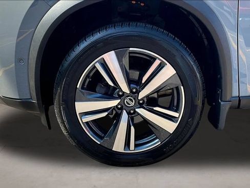 Used 2021 Nissan Rogue Platinum AWD/4WD image 35