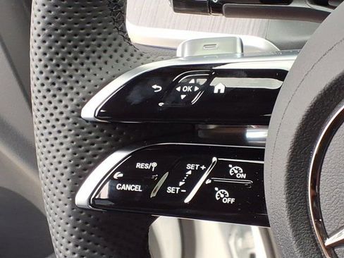 New 2026 Mercedes-Benz GLC 300 4MATIC image 9