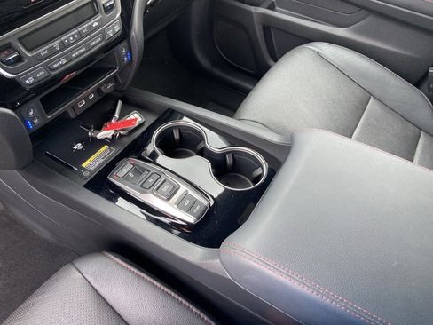 Used 2025 Honda Passport Black Edition image 24