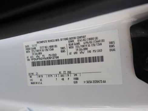 Used 2018 Ford F550 2WD Regular Cab Super Duty image 42