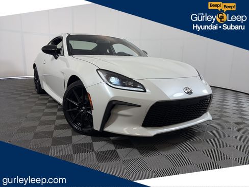 Used 2024 Toyota GR86 Premium RWD image 1