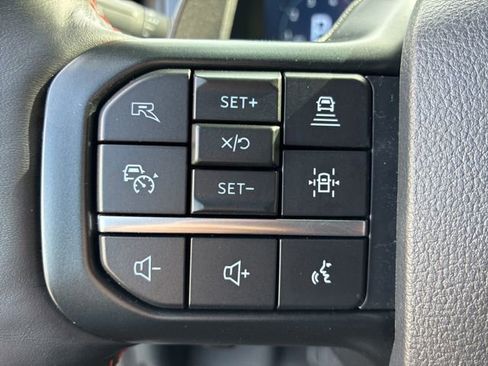 Used 2025 Ford F150 Raptor AWD/4WD image 36