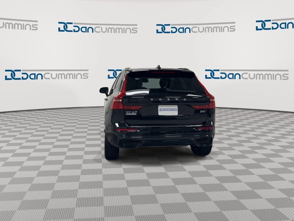 Used 2023 Volvo XC60 B5 Plus AWD/4WD image 7