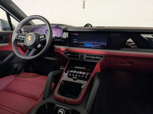 New 2026 Porsche Cayenne S AWD/4WD image 22