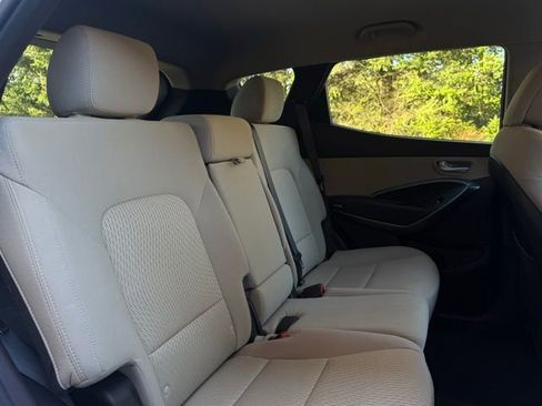 Used 2017 Hyundai Santa Fe Sport image 30