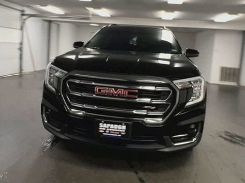 Certified 2024 GMC Terrain AT4 AWD/4WD image 3