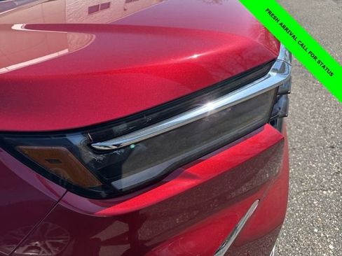 Certified 2025 Honda Pilot Touring image 4