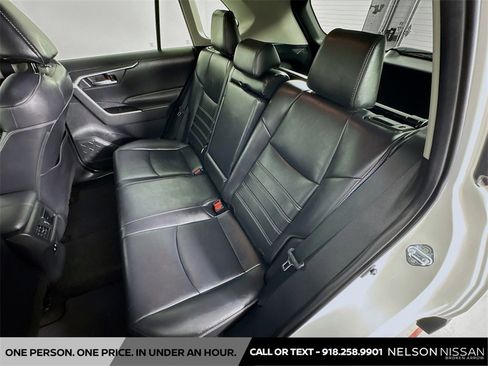 Used 2020 Toyota RAV4 XLE Premium image 23
