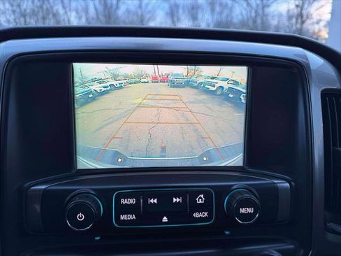 Used 2018 Chevrolet Silverado 1500 LT w/ All Star Edition image 27