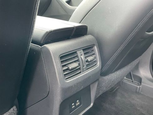 Used 2023 Nissan Rogue SV w/ SV Premium Package image 24