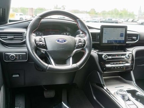 Used 2022 Ford Explorer ST-Line w/ Class IV Trailer Tow Package AWD/4WD image 15